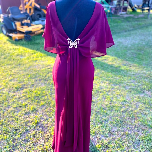 Long Burgundy Gown with Beautiful Crystal Butterfly Embellishment on back - Picture 8 of 8